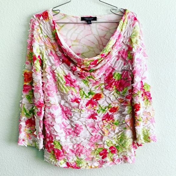 Karen Kane Tops - KAREN KANE Y2K textural spring blouse size XL vintage floral top